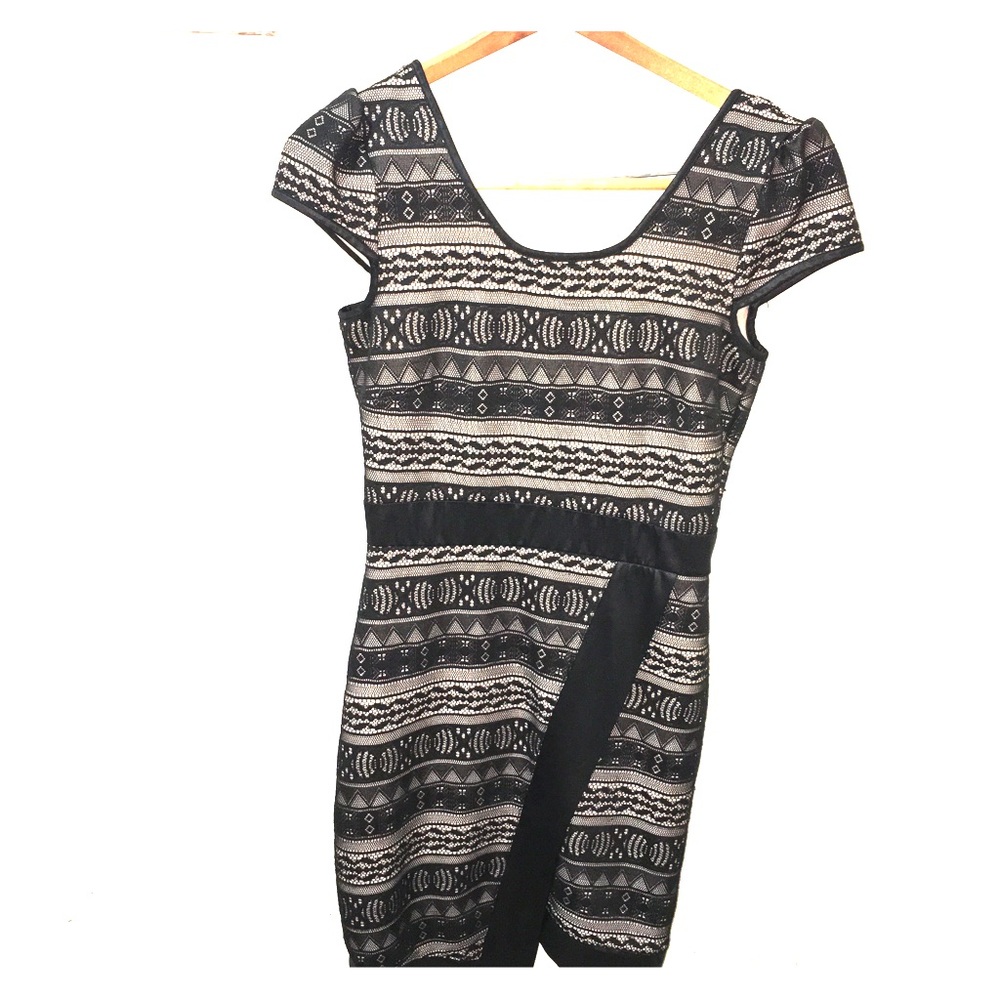 Black lace print dress